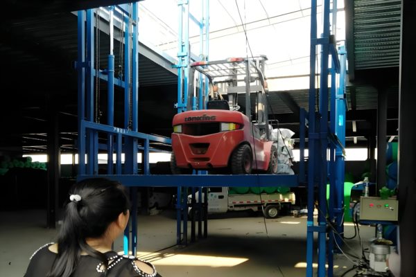 探秘固定导轨式液压升降平台_有哪些类型及知名品牌盘点