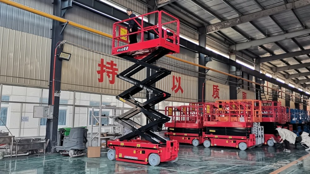 济南银泰移动式登高作业平台出厂前测试图